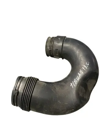 Volkswagen Tiguan Air intake duct part 5N0129618B 5N0129618C