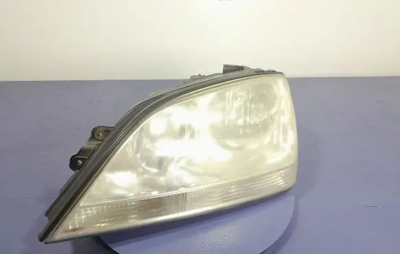 KIA Sorento Headlight/headlamp