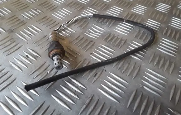 Volkswagen PASSAT B5.5 Lambda probe sensor 06B906265A