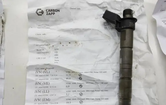 BMW 1 E82 E88 Fuel injector 0445116001