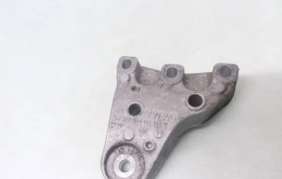 Audi A1 Engine mounting bracket 6Q0199185T