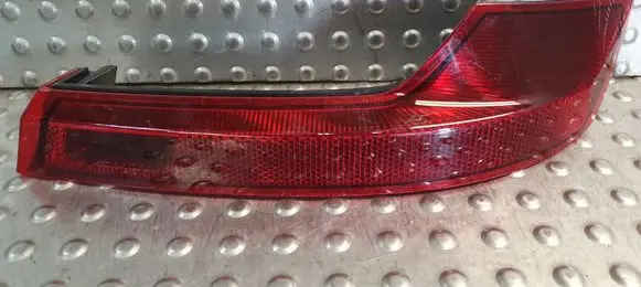 Rear tail light reflector