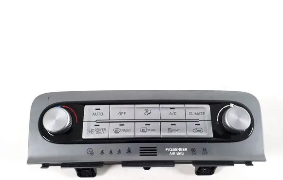 Hyundai Kona I Air conditioner control unit module 97250K4070