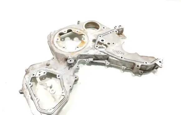 Nissan X-Trail T30 Timing chain cover 