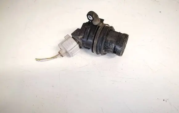 Mazda 3 I Windscreen/windshield washer pump 8603109120 860310-9120