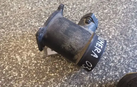 Nissan Primera Mass air flow meter 0280218094 226805U400