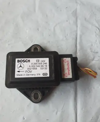 Mercedes-Benz E W211 ESP acceleration yaw rate sensor 0265005246 A0025426618