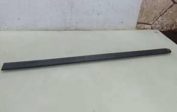 Volkswagen Caddy Sliding door trim (molding) 2K0853536C
