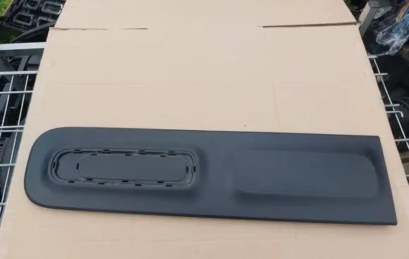 Citroen C3 Front door trim (molding) 9833480777
