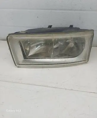 Iveco Daily 3rd gen Headlight/headlamp TC40