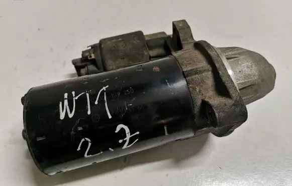 Mercedes-Benz C W203 Starter motor A0051516601