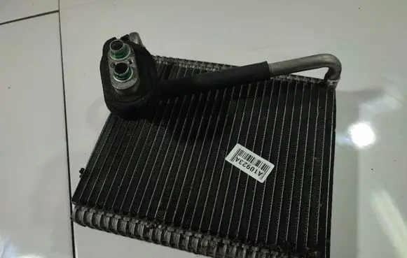 Hyundai i30 A/C cooling radiator (condenser) 