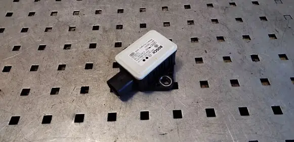 Audi A4 S4 B8 8K ESP acceleration yaw rate sensor 8K0907637C 0265005738