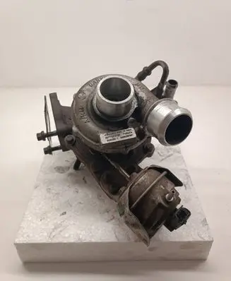 Ford Mondeo MK IV Turbo 9677063780 8064981 08903018P