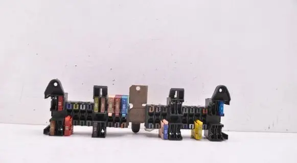Mercedes-Benz Vito Viano W639 Fuse module A6395400050