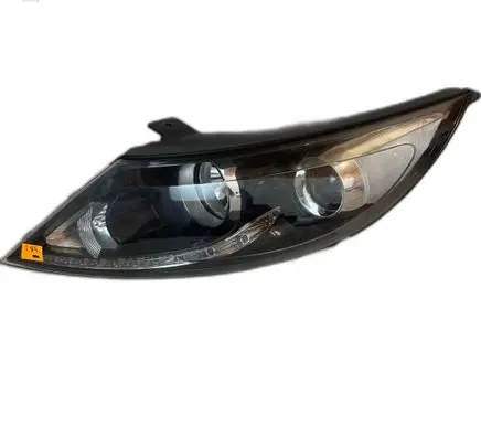 KIA Sportage Headlight/headlamp 921013