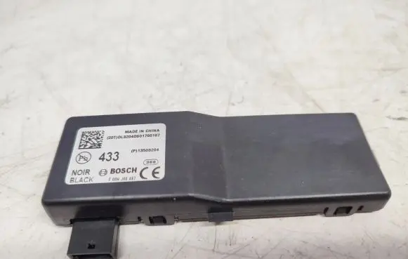 Chevrolet Cruze Door central lock control unit/module 13503204 DL3204DS01760167 F00HJ00487