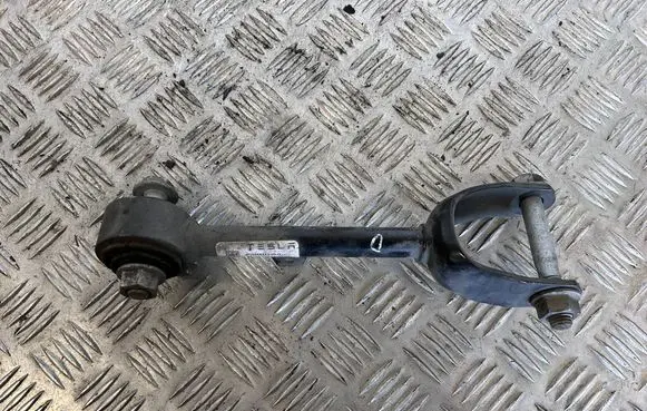 Tesla Model 3 Rear control arm 104442300G