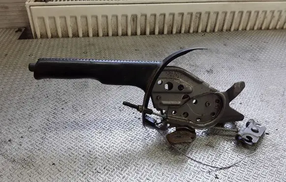 Nissan X-Trail T30 Handbrake/parking brake lever assembly