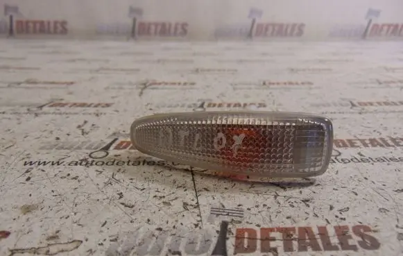 Mitsubishi Outlander Front fender indicator light 1132-232