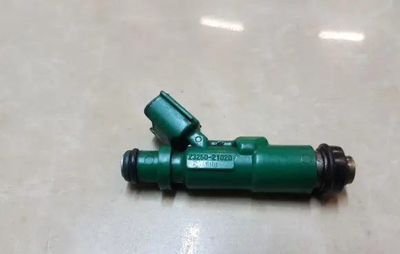 Toyota Prius (XW20) Fuel injector 2325021020