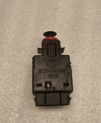 BMW 3 E36 Brake pedal sensor switch 61311382385