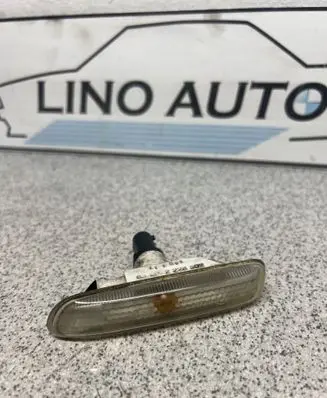 BMW 3 E46 Front fender indicator light 2228592