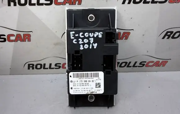 Mercedes-Benz E C207 W207 Seat heating relay A1729000402 A1724420070
