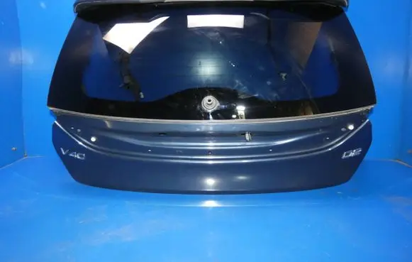 Volvo V40 Truck tailgate 