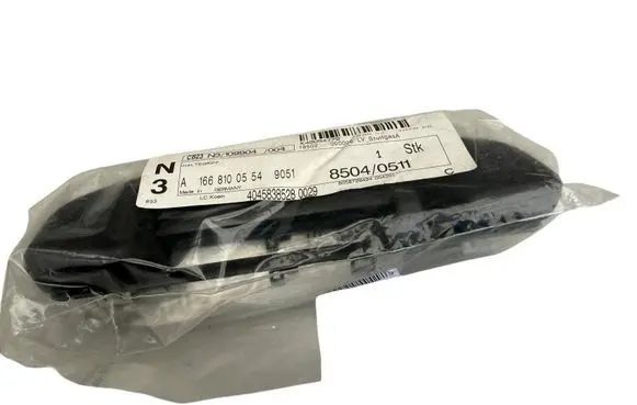 Mercedes-Benz GLE (W166 - C292) Rear interior roof grab handle A1668100554 A16681005549051 1668100554