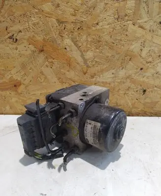 Ford Focus ABS Pump 98AG2M110CA 5WK8458