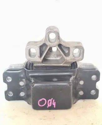 Volkswagen Golf V Engine mount bracket 1K0199555