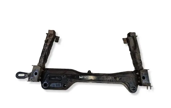 Renault Megane IV Engine mount bracket 9582RA