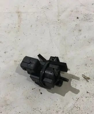 BMW 5 E60 E61 Turbo solenoid valve 7223410