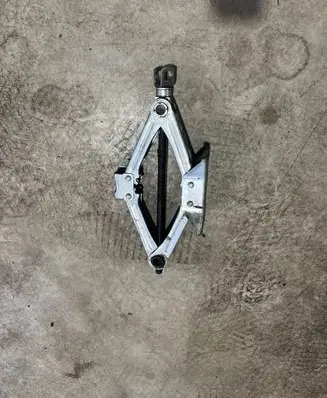 Honda CR-V Lift Jack 