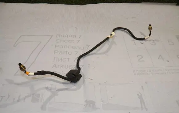 Land Rover Defender Brake line pipe/hose 142108004 MI00113