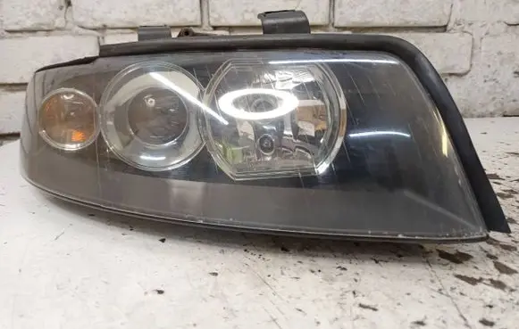 Audi A4 S4 B6 8E 8H Headlight/headlamp