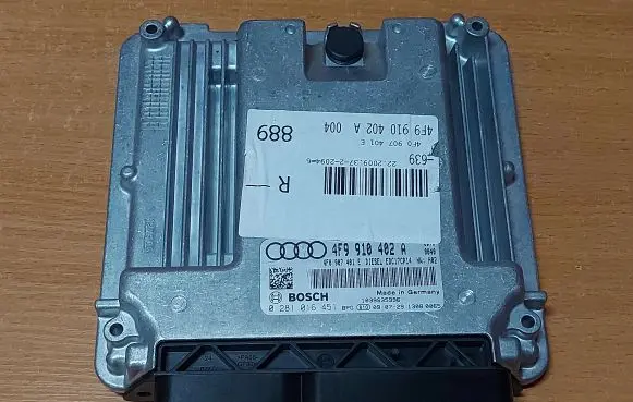 Audi A6 S6 C6 4F Engine control unit/module 4F9910402A 4F0907401E