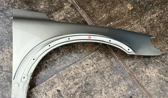 Volvo XC70 Fender