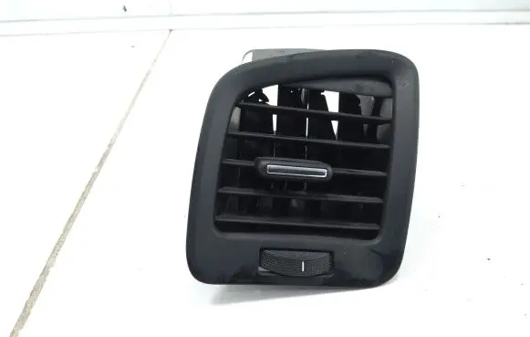 Opel Insignia A Dash center air vent grill 13321919