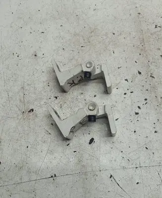 Volkswagen Touareg II Front door hinge set 