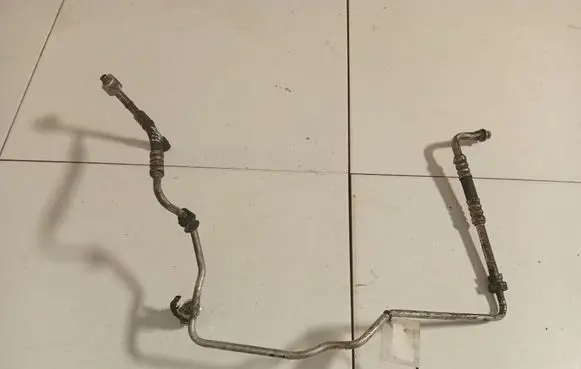 Ford Focus Air conditioning (A/C) pipe/hose