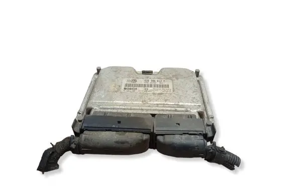 Volkswagen Golf IV Engine control unit/module 038906012M 0281001979 28SA4240