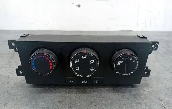 Chevrolet Captiva Climate control/heater control trim 968201920803040101