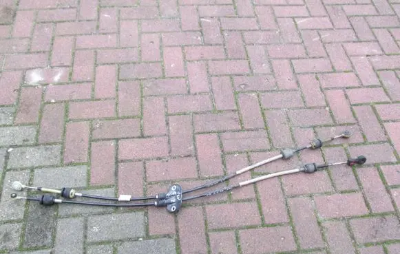 Ford Focus Gear shift cable linkage BV6R7E395HD