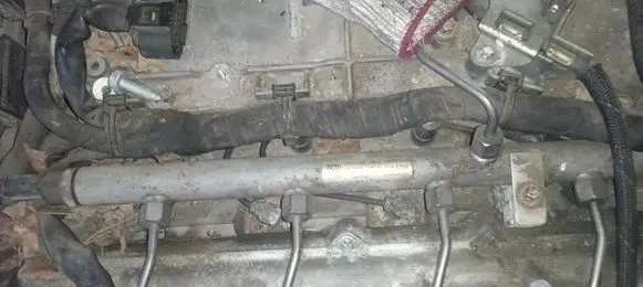 Mercedes-Benz ML W164 Fuel main line pipe A6290701695 0281002700