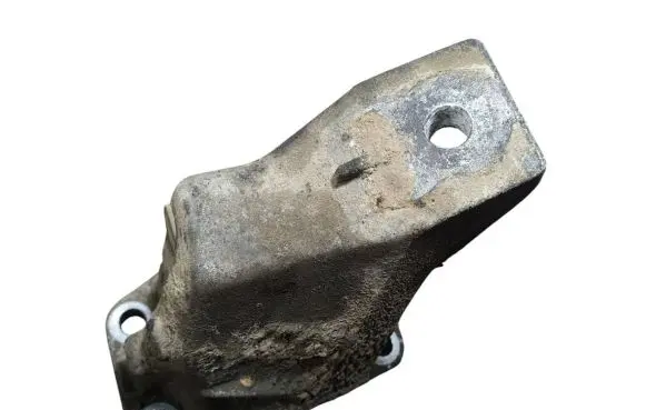 Audi A6 S6 C5 4B Gearbox mounting bracket 4A0399113J