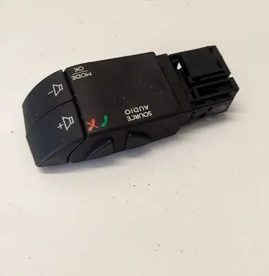 Dacia Sandero Steering wheel buttons/switches 255522448R