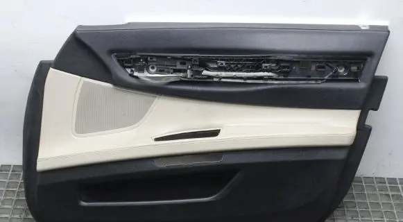 BMW 7 F01 F02 F03 F04 Front door card panel trim