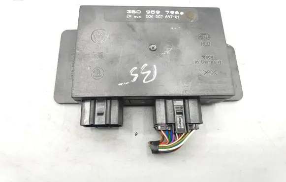 Volkswagen PASSAT B5 Comfort/convenience module 5DK00769701 3B0959796